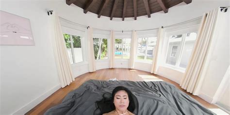 Interview Anal Quickie ES Ember Snow