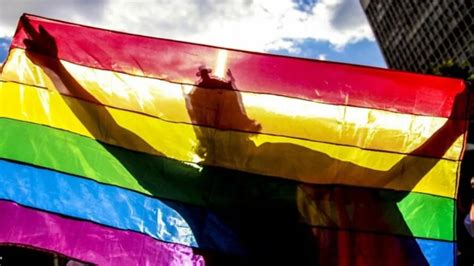 Lgbtqia Entenda O Que Significa Cada Letra Da Sigla • Dol