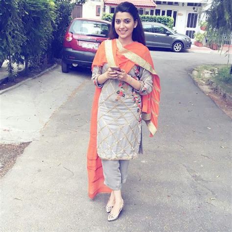 Nimrat Khaira Sexy Images 2018 Nimrat Khaira Photos 2018 Englandiya