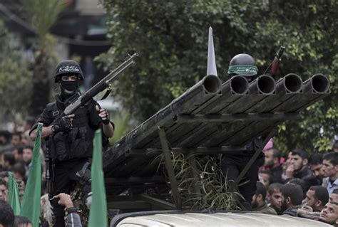 Hamas Stages Military Rally To Mark Anniversary Daily Mail Online