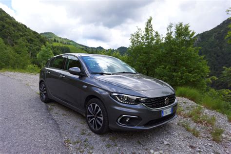 Fiat Tipo Porte News Fiat Tipo Porte Foto E Video Fiat Tipo