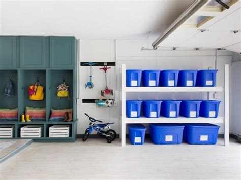 Eight Useful Ways To Organize Your Garage For A Clutter Free Home