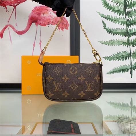 Louis Vuitton Lv Women Mini Pochette Accessoires In Monogram Canvas Lulux