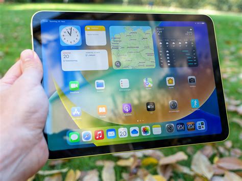 Apple Ipad 10 Review Anniversary Tablet As Slimmed Down Version Of