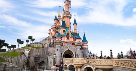 Descubra A Magia Da Disneyland Paris Um Guia Completo