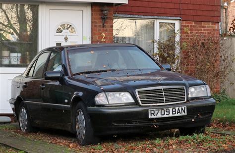 R709 BAN 1998 Mercedes C180 Elegance Last MoT Test Expire Flickr