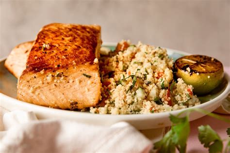 Salmon Grillado Con Cous Cous El Gourmet