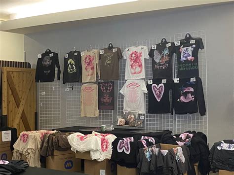 Portals Merch In Melanie Martinez Melanie Martinez Merch Melanie