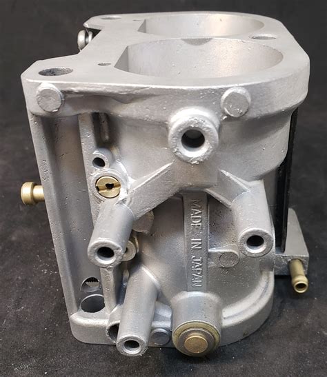 D Suzuki Middle Carburetor Dt Hp Clean No Bowl