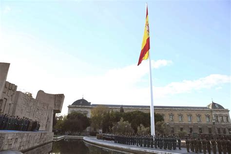 El Izado De Bandera Abre Los Actos Del D A De La Constituci N