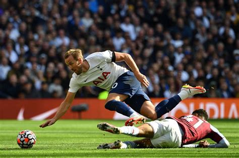 Harry Kane Not In Squad To Face Barcelona Leaning Towards Staying At