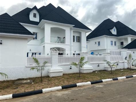 For Sale 6 Bedroom Fully Detached Duplex Beautifully Finished With