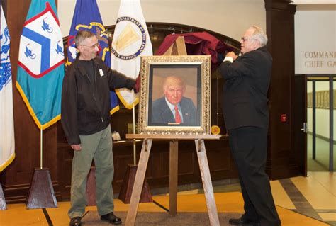 Foundation presents presidential portrait to Fort Leavenworth | Command ...