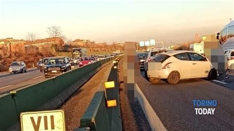 Incidente Stradale In Tangenziale Nord Di Torino Corso Regina E