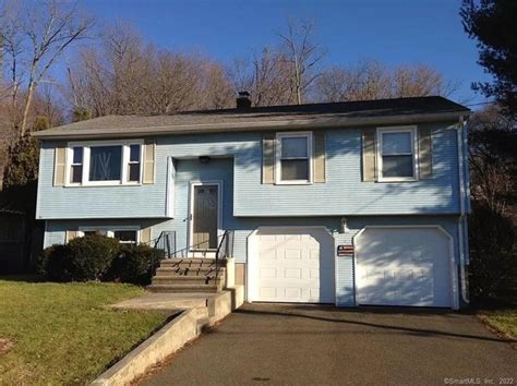 50 Costanzo Ct Hamden Ct 06518 ®