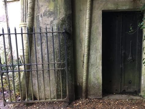Checking Out The Dr Phibes Crypt At Highgate Cemetery Vincent Price