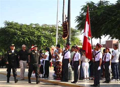 Polic A Nacional Del Per On Twitter El General Pnp Augusto R Os