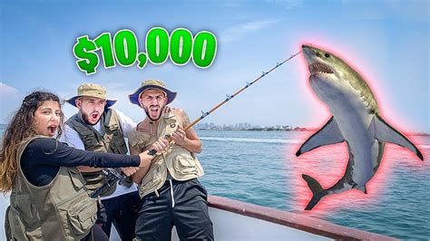 Catch The Biggest Fish Win Youtube