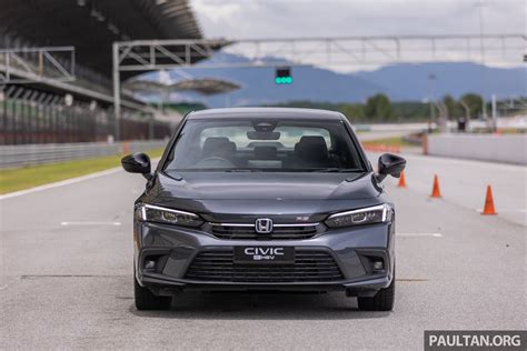 2022 Honda Civic RS EHEV Exterior 43 BM Paul Tan S Automotive News