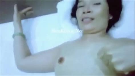 Clip Sex xã giao với bà chị quá phê TUOI69