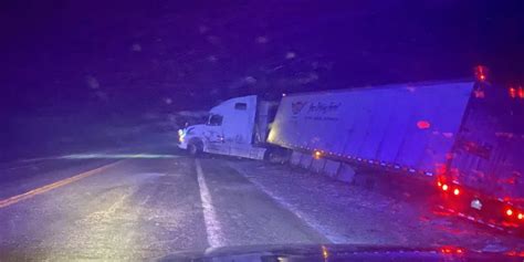 Westbound Lane In Wreckhouse Reopens After Tractor Trailer Goes Off