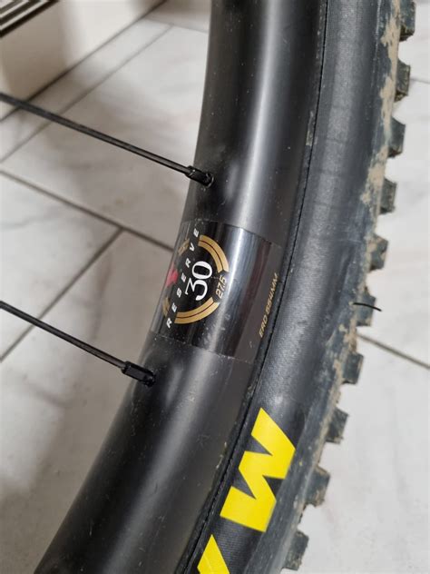 Santa Cruz Reserve Carbon Ruote Complete Mtb Mag Forum