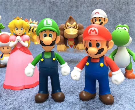 Фигурки Супер Марио (Super Mario Bros) - Loot.bg