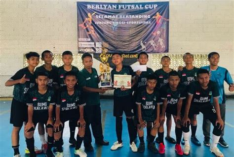 MTsN 2 Malang Juara Berlyan Cup Di Sidoarjo SURYAKABAR