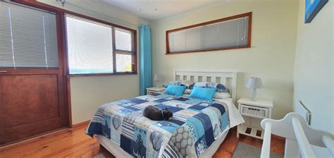 Bedroom House For Sale In Wavecrest Re Max Of Southern Africa