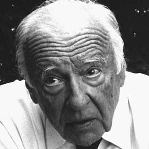 Hans-Georg Gadamer - Trivia, Family, Bio | Famous Birthdays