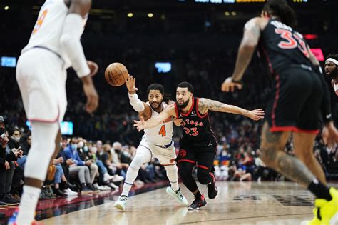 Knicks Sue Toronto Raptors Alleging Stolen Scouting Reports Crain S