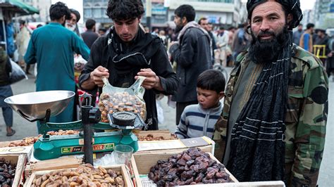 Afghanistan Les États Unis gèlent les actifs de la banque centrale la