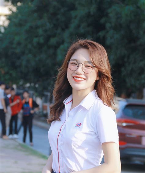 Nh Ng C Gi O Xinh P T I Gi I Hot Nh T N M