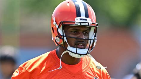 Deshaun Watson Nfl Suspends Cleveland Browns Quarterback Six Games