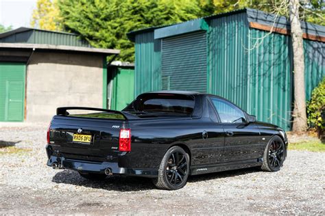 2005 HOLDEN HSV MALOO R8