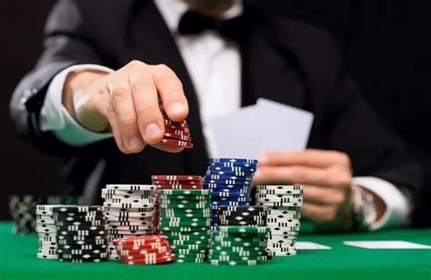 Cómo se apuesta en el póker tipos de apuestas y consejos Easypppoker