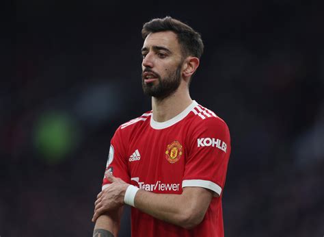 Bruno Fernandes Manchester United Midfielder Involved In Car Accident