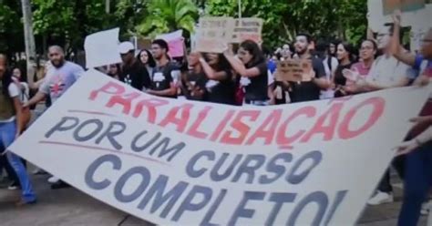 Estudantes De Medicina Veterin Ria Da Uesc Protestam Por Falta De