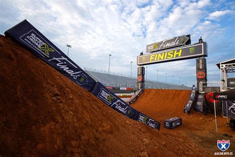 Photo Gallery From Smx Playoffs Round Racer X