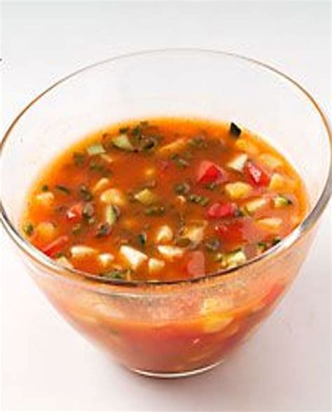 Soupe Glac E La Tomate Pour Personnes Recettes Elle Table