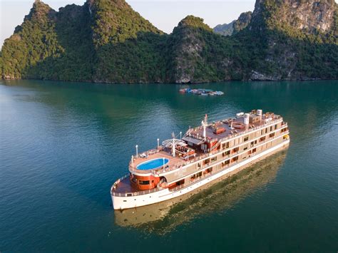 Book Domestic Cruise Packages | BMR Travels India LLP