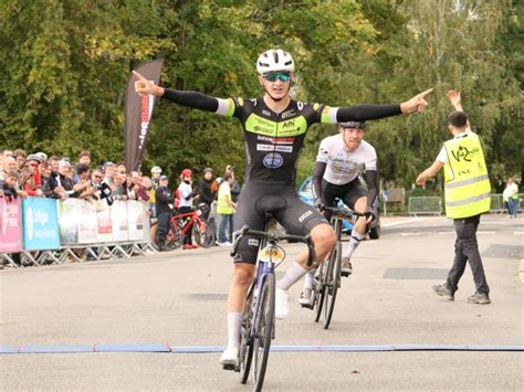 Cyclisme Victor Loulergue Bourg Ain Cyclisme Exact Au Rendez Vous De