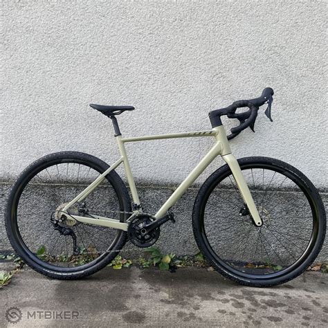 Scott Speedster Gravel Gravel Bicykle A Bicykle Na Cyclokros