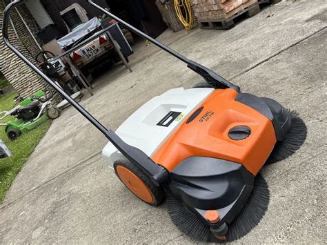 STIHL KG 770 Manual Sweeper At 29900 Industrial Floor Sweeper In