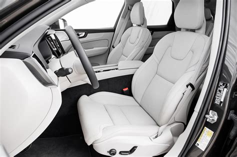 2018 Volvo Xc60 Front Interior Seats Motor Trend En Español