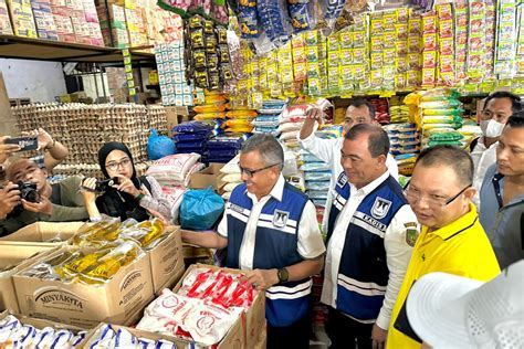 Harga Dan Stok Beras Di Batam Aman Terkendali Warga Diminta Tidak