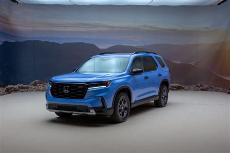 First Look Can The Redesigned 2023 Honda Pilot Challenge The Kia