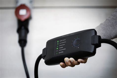 Mercedes Benz Flexible Charging System Pro Introduced