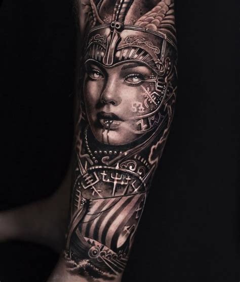 Tattoo artist MUMIA Denmark København Female warrior tattoo