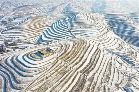 甘肃会宁乡村雪景美如画 人民图片网